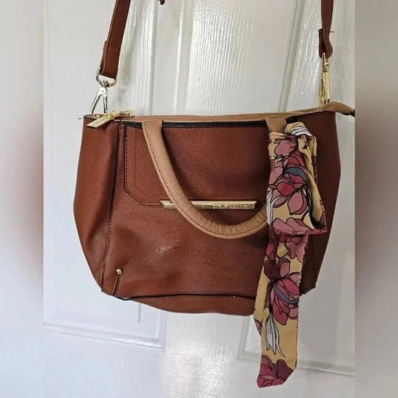 Steve Madden Brown Faux Leather Crossbody Bag with Scarf Preppy Chic Classic - Picture 4 of 8